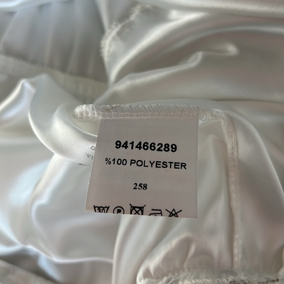 Phardi Maxi Dress - Picture 11 of 12